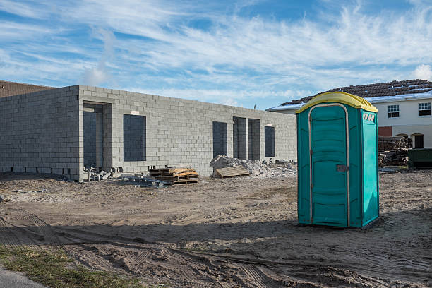 Best Porta potty rental near me  in Kearney, MO